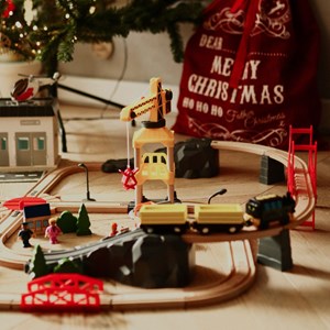Ville avec circuit train electrique bois
