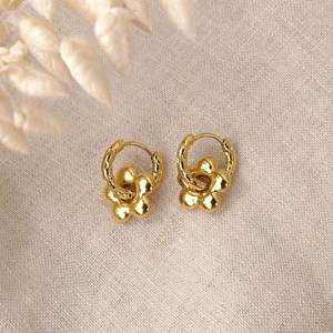 Boucles d'oreilles camélia dorées