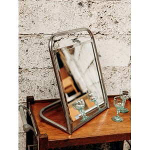 Igor, le miroir de barbier n°685