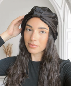 Bonnet de nuit en soie noir