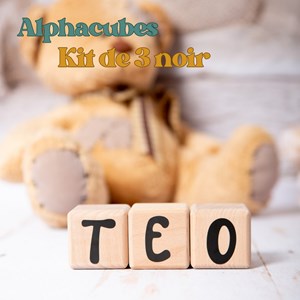 3 cubes 5x5cm + 47 stickers noirs