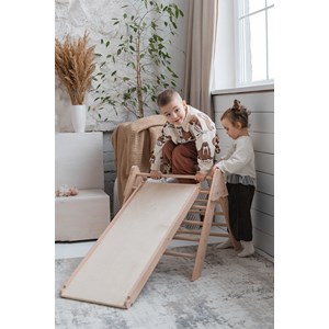 Combo triangle pikler + rampe d'escalade