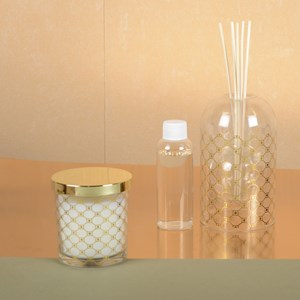 Bougie musc dorée avec couvercle