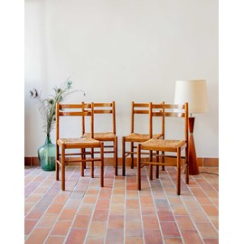 Alma, le lot de 4 chaises en bois n°453