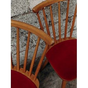 Alma, la paire de chaises rouge n°448