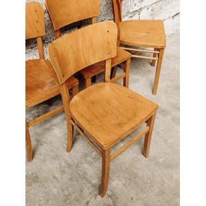 Lot de 4 chaises bistrot n°573