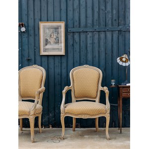 Paire de fauteuils cabriolet n°104