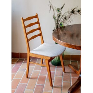 Alma, le lot de 4 chaises en bois n°455