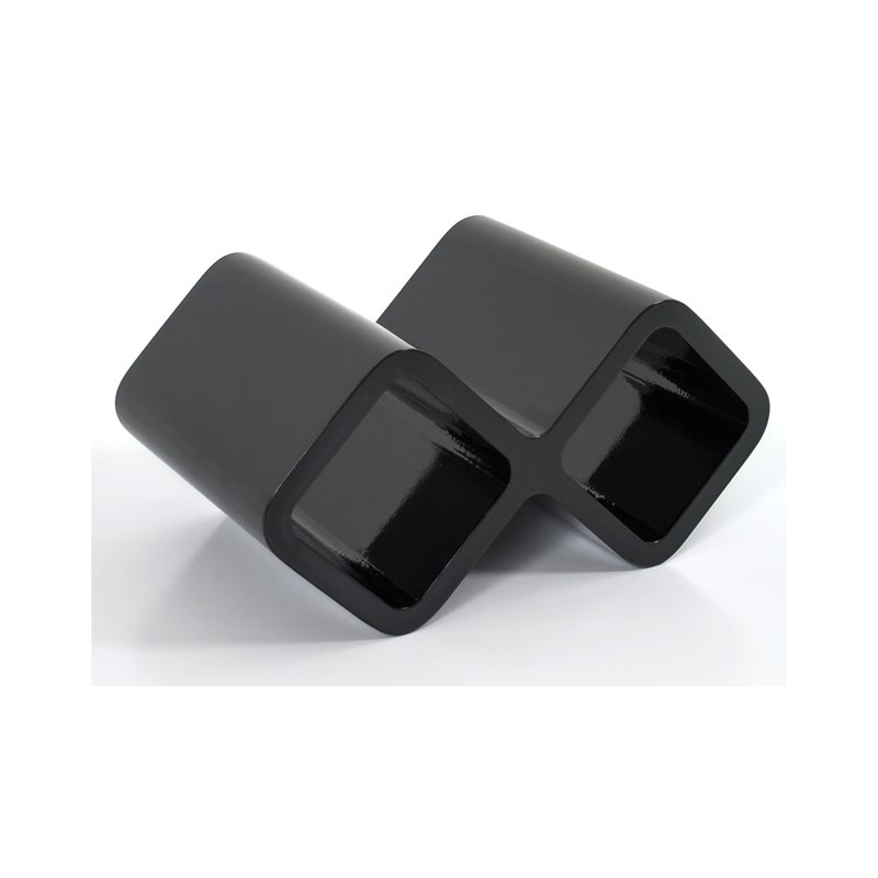 Etagere mur cubes bouteilles de vin noir