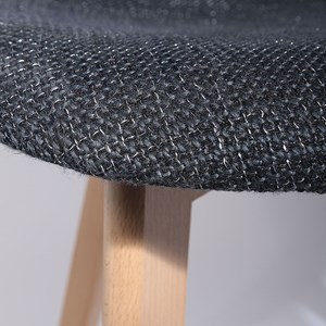 Chaise scandi en grosse maille flora -