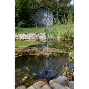 Fontaine solaire fournie avec 6 buses