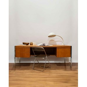 Yvan, le bureau de direction knoll n°134