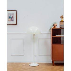 Julien, le lampadaire champignon n°111