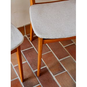 Alma, le lot de 4 chaises en bois n°465