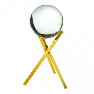 Boule de cristal sur support