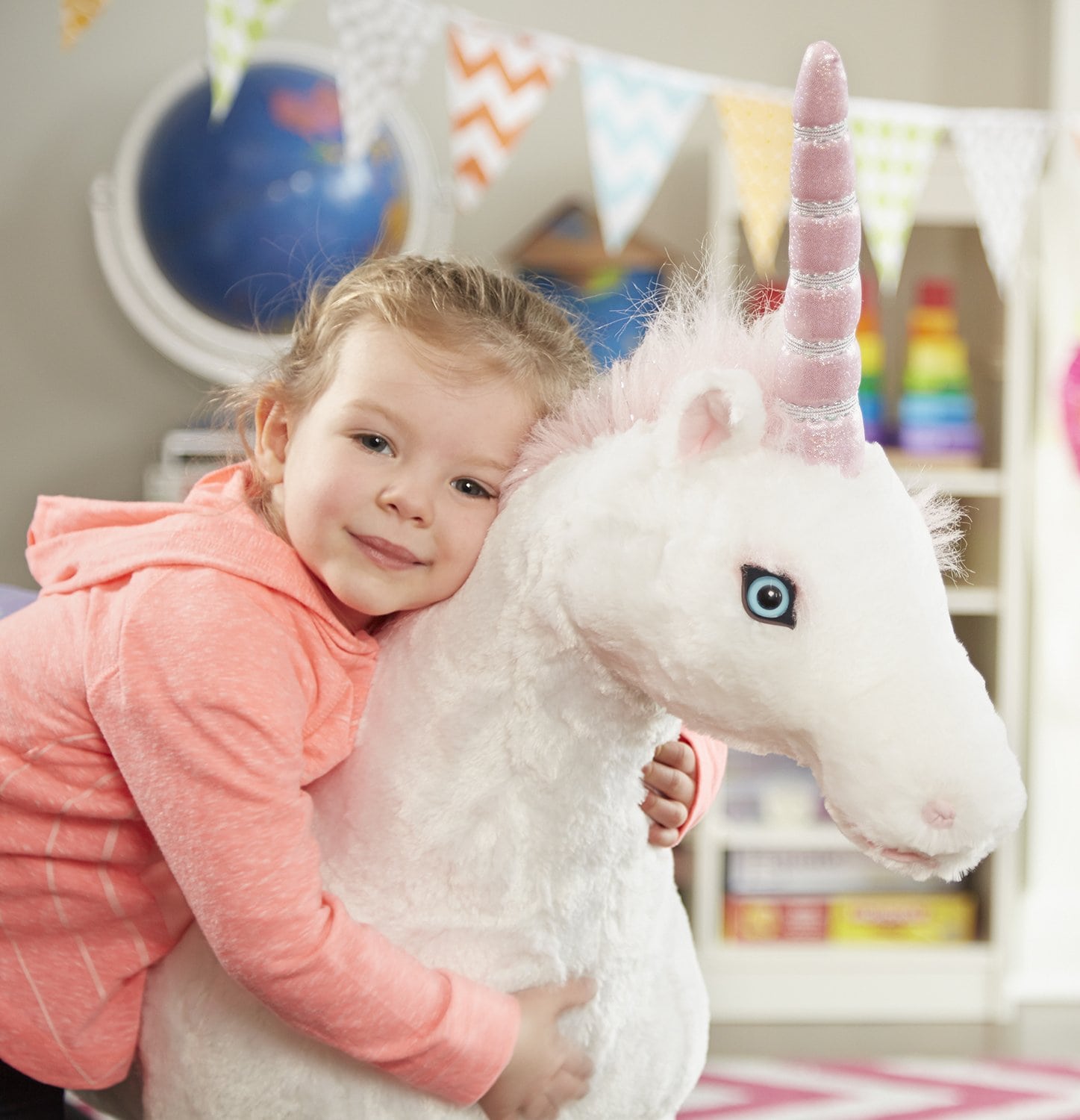 licorne géante en peluche