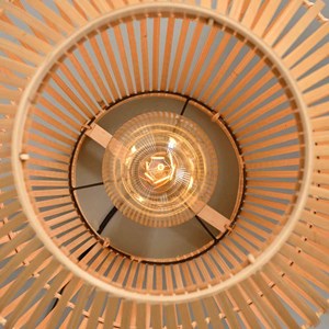 Lampe à poser en bambou