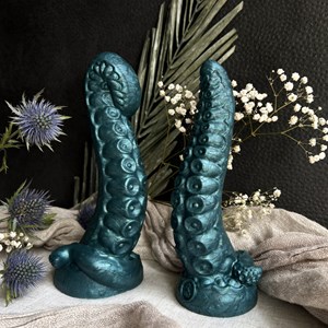 Néa, sextoy tentacule sapin
