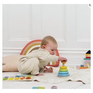 Culbuto arc-en-ciel à empiler