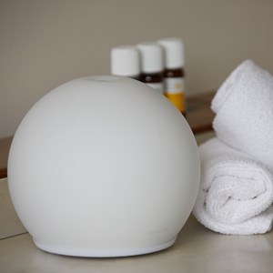 Diffuseur d’huiles essentielles coloré