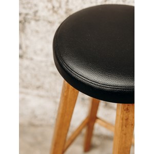 Axel, le tabouret en frêne n°456