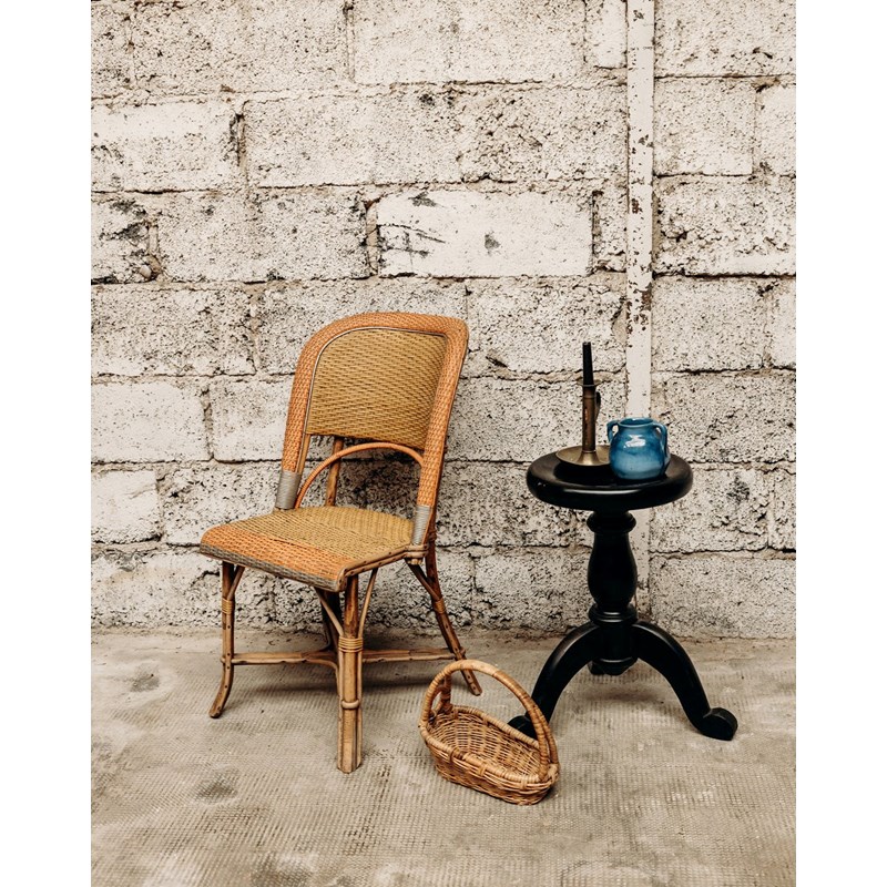 Alma, la chaise en rotin colorée n°442