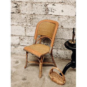 Alma, la chaise en rotin colorée n°442