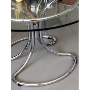 Marilyn, la table à manger en verre n°14