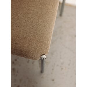 Paire de chaises chromées n°500