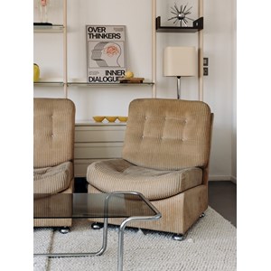 Paire de chauffeuses beige n°48