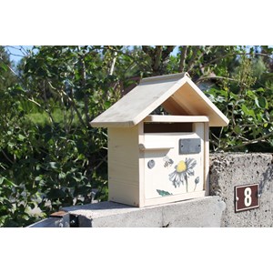 Boite aux lettres abeille courte