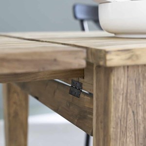 Table en teck massif recyclé