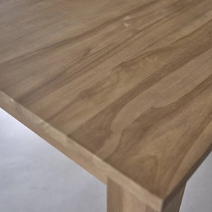 Table carré en teck 6 à 8 pers