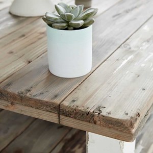 Table basse en bois de pin recyclé