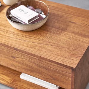 Table basse en bois finition noyer