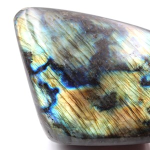 Labradorite 895gr 110mm de madagascar
