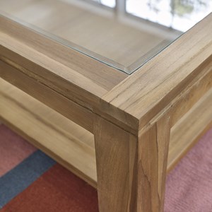 Table basse vitrée en bois de teck