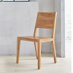 Chaise moderne en bois de teck