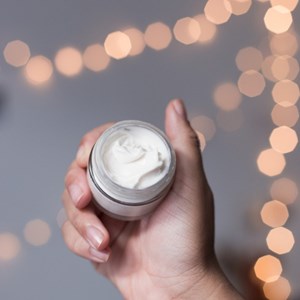Créez votre crème pour le visage à paris