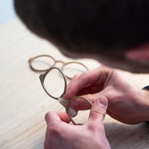 Créez vos lunettes en bois à paris