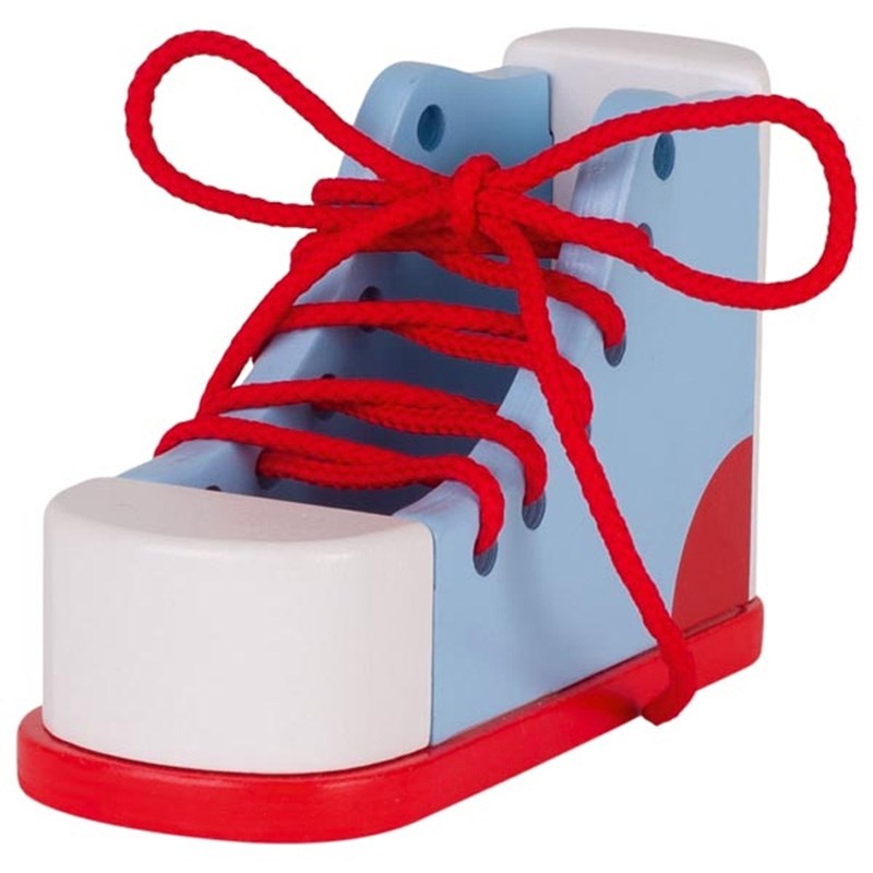 Chaussure à lacer en bois