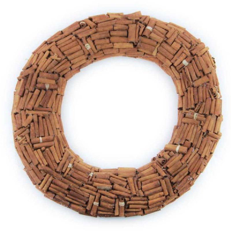 Couronne de porte en cannelle