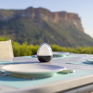 Lampe de table sans fil blanc ovie