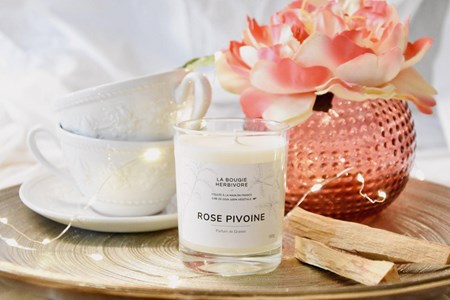 Bougie rose pivoine 150g