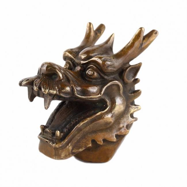 Tete de dragon chinois antique
