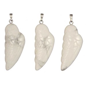 Pendentif aile d'ange en howlite