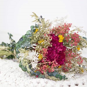 Bouquet de fleurs séchées hortensia