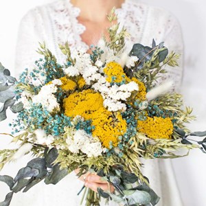 Bouquet de fleurs séchées jaune et bleu
