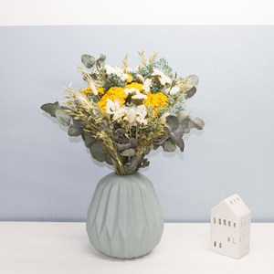 Bouquet de fleurs séchées jaune et bleu