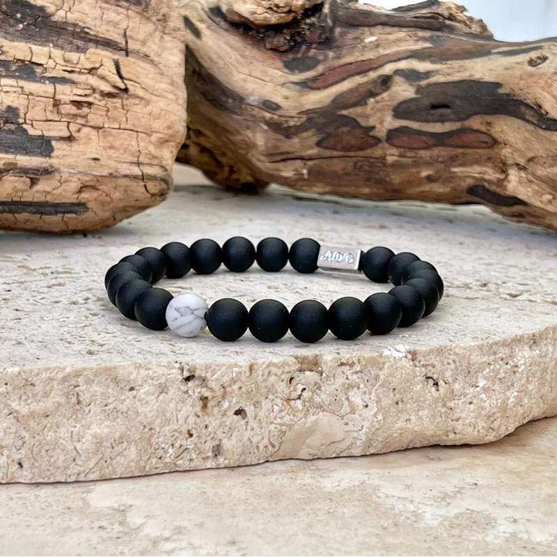Bracelet en howlite et onyx (Les énergies positives) - Image 2